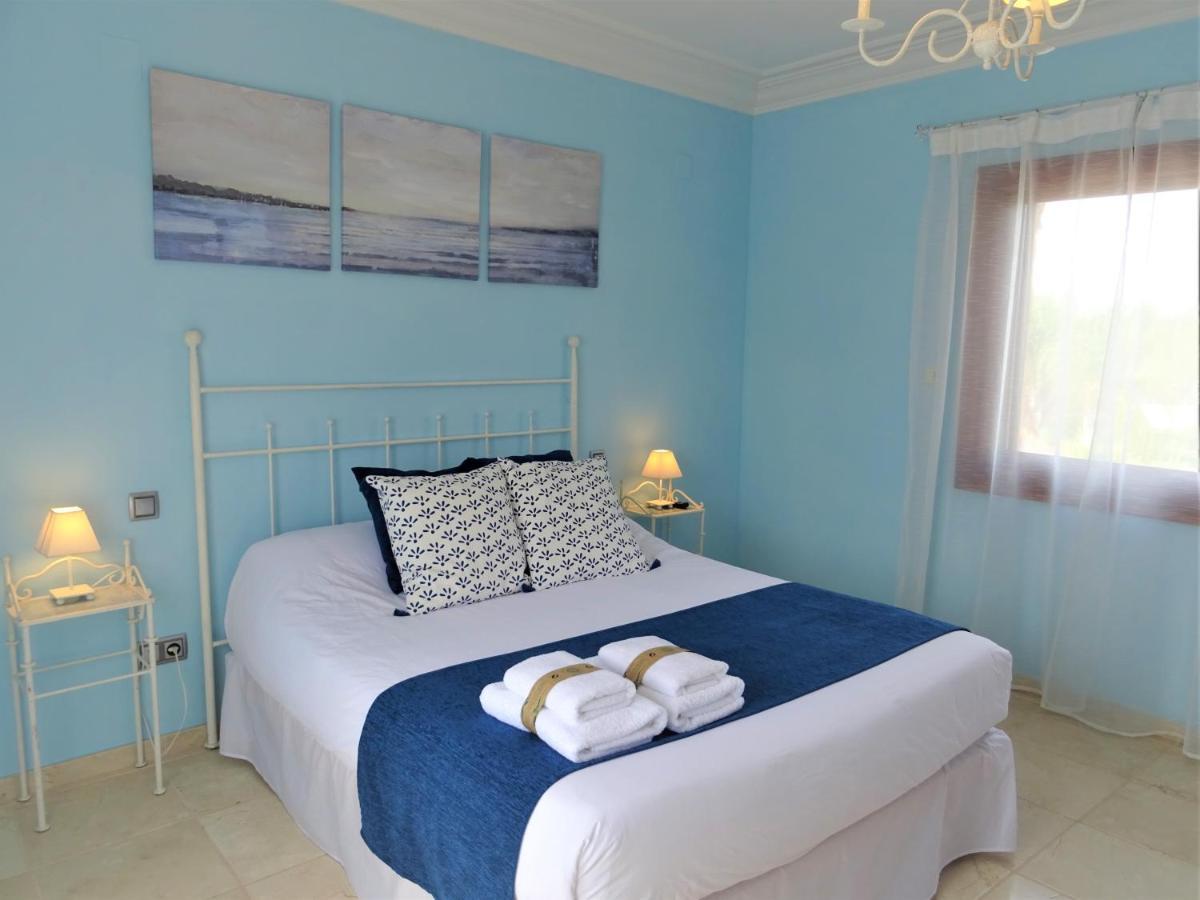 Villa With Private Pool And Tennis Court 150 Metres From The Sea-villa El Olivo Dénia