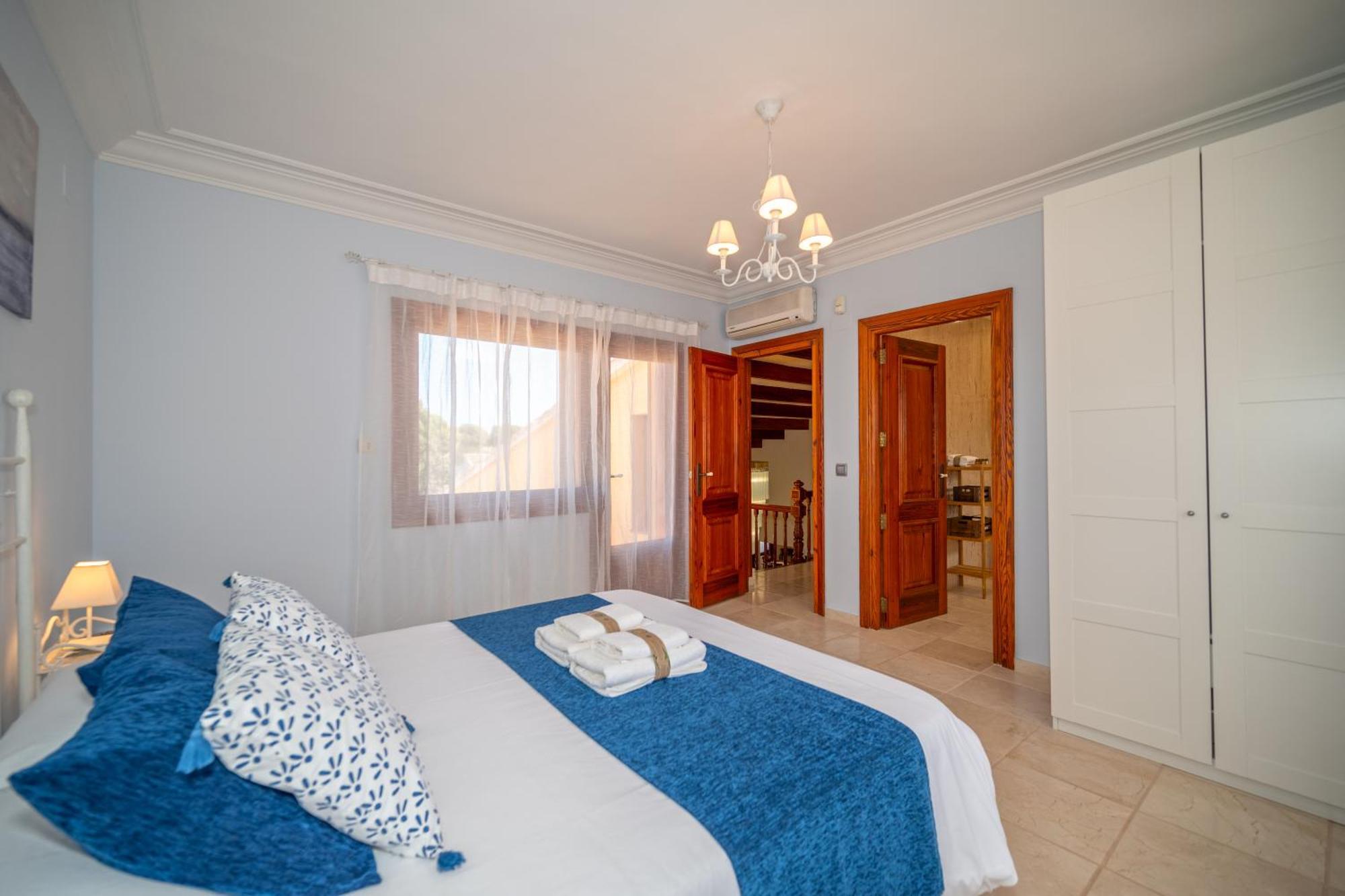 With Private Pool And Tennis Court 150 Metres From The Sea-villa El Olivo Dénia